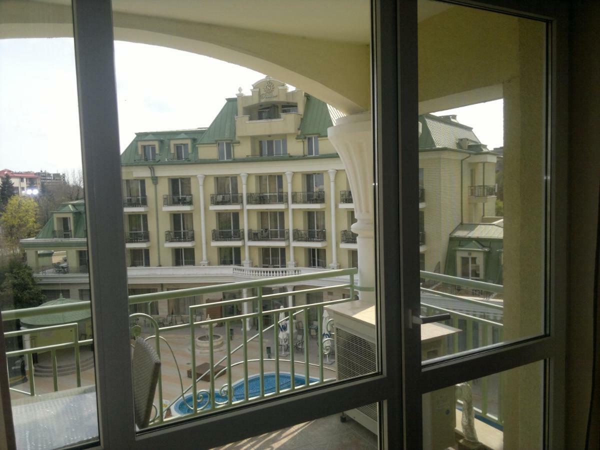 Apartcomplex Splendid - Apartment Romance № 46 Saints Constantine and Helena Exterior photo